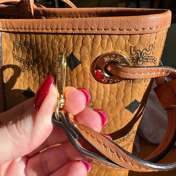 MCM Cognac Visetos Tote Bag with Reversible Geometric interior. Gently used! - Picture 12 of 16